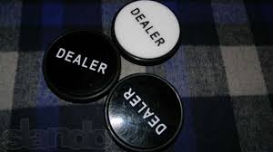 дилер в покере3