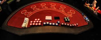 Попробуйте поиграть в покер против казино