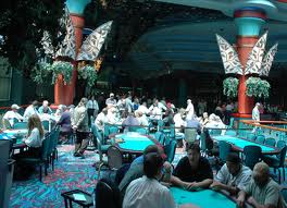 Простые покерные стратегии для преодоления начальных стадий MTSNG