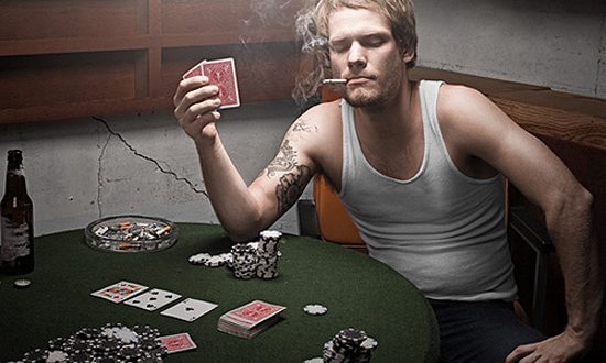 Как стать профессиональным игроком в покер?
