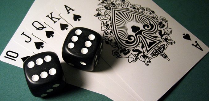 Как играть в Стрит Покер