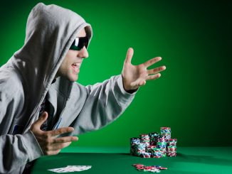 Игра в покер за лузовыми столами