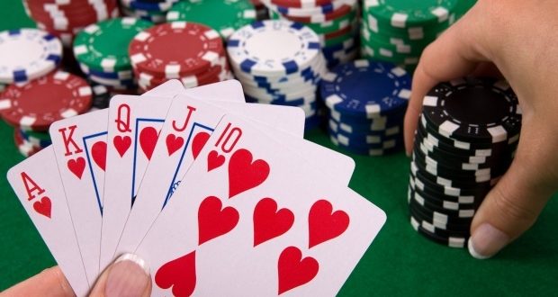 Стрит Флэш: особенности комбинации и розыгрыша