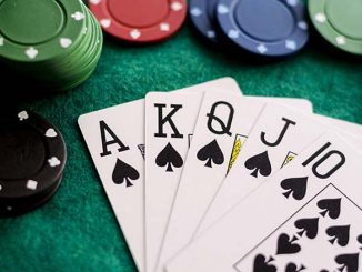 Комбинация флеш-рояль в покере