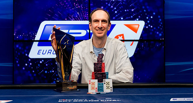 Профессиональный игрок в покер Эрик Сайдел